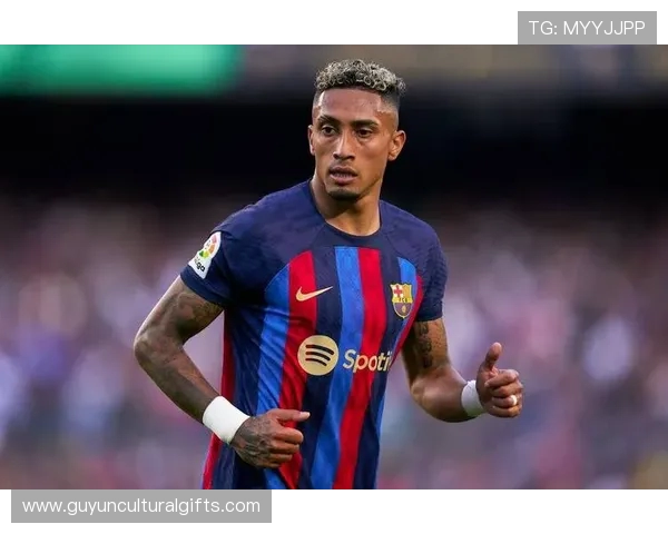 鲁尼质疑金球奖排名称维蒂尼亚第三太夸张拉菲尼亚第五被低估