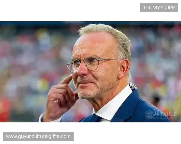 鲁梅尼格盛赞赫内斯精神强调拜仁未来发展需以俱乐部最大利益为核心 鲁梅尼格盛赞赫内斯精神强调拜仁未来发展需以俱乐部最大利益为核心