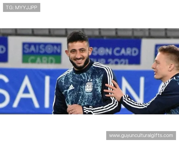 西班牙记者回忆生涯高光时刻亲自教马拉多纳正确念出自己名字