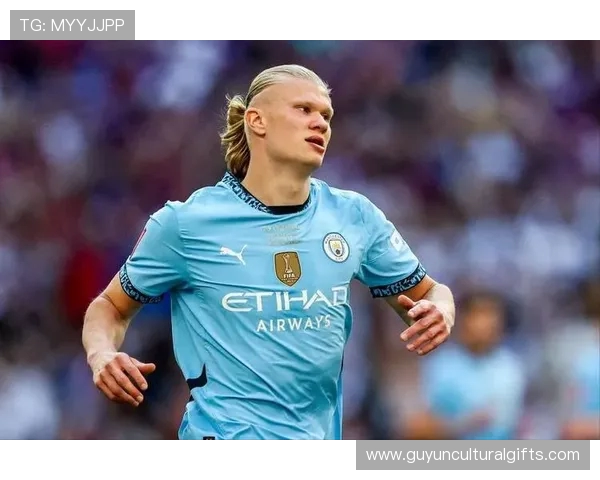 哈兰德俱乐部与国家队连续12场进球纪录遭终结哑火表现引发热议 哈兰德俱乐部与国家队连续12场进球纪录遭终结哑火表现引发热议